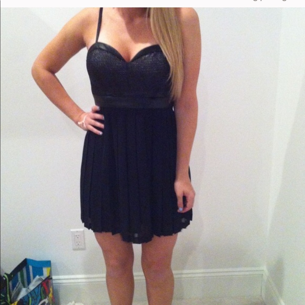 NWT Guess Dress